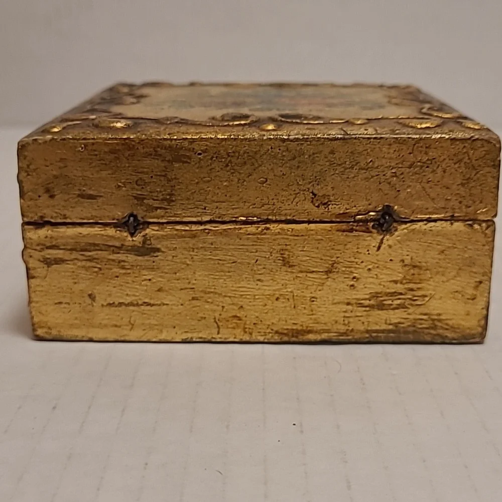 Beautiful Vintage Hand Painted Wooden Florentia Box